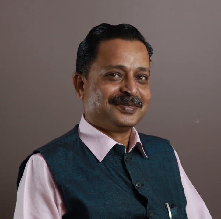 श्री. रवींद्र गोळे